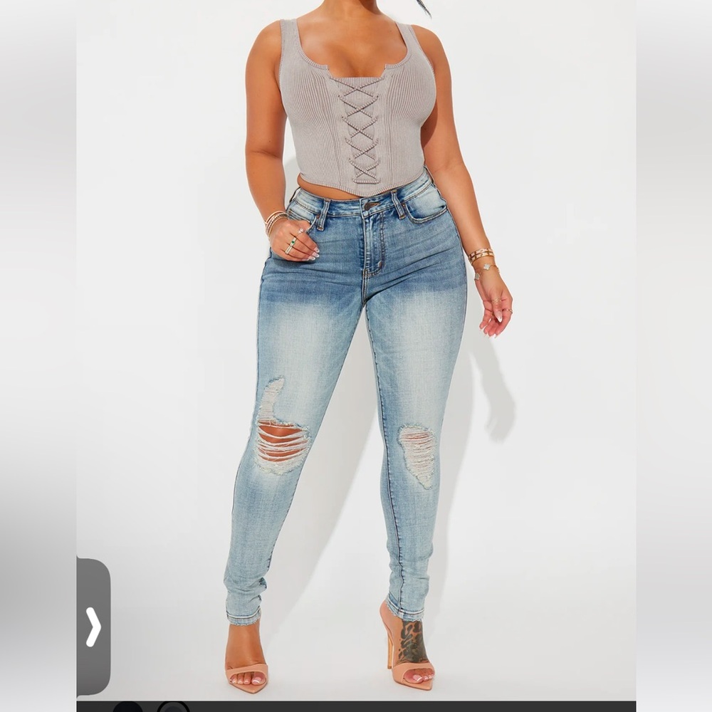 Ripped Tinited Skinny Jeans